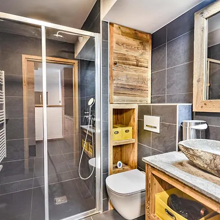 Apartment T2 Au Coeur Des Gets, 4 Pers, Balcon, Parking - Fr-1-685-93 Les Gets